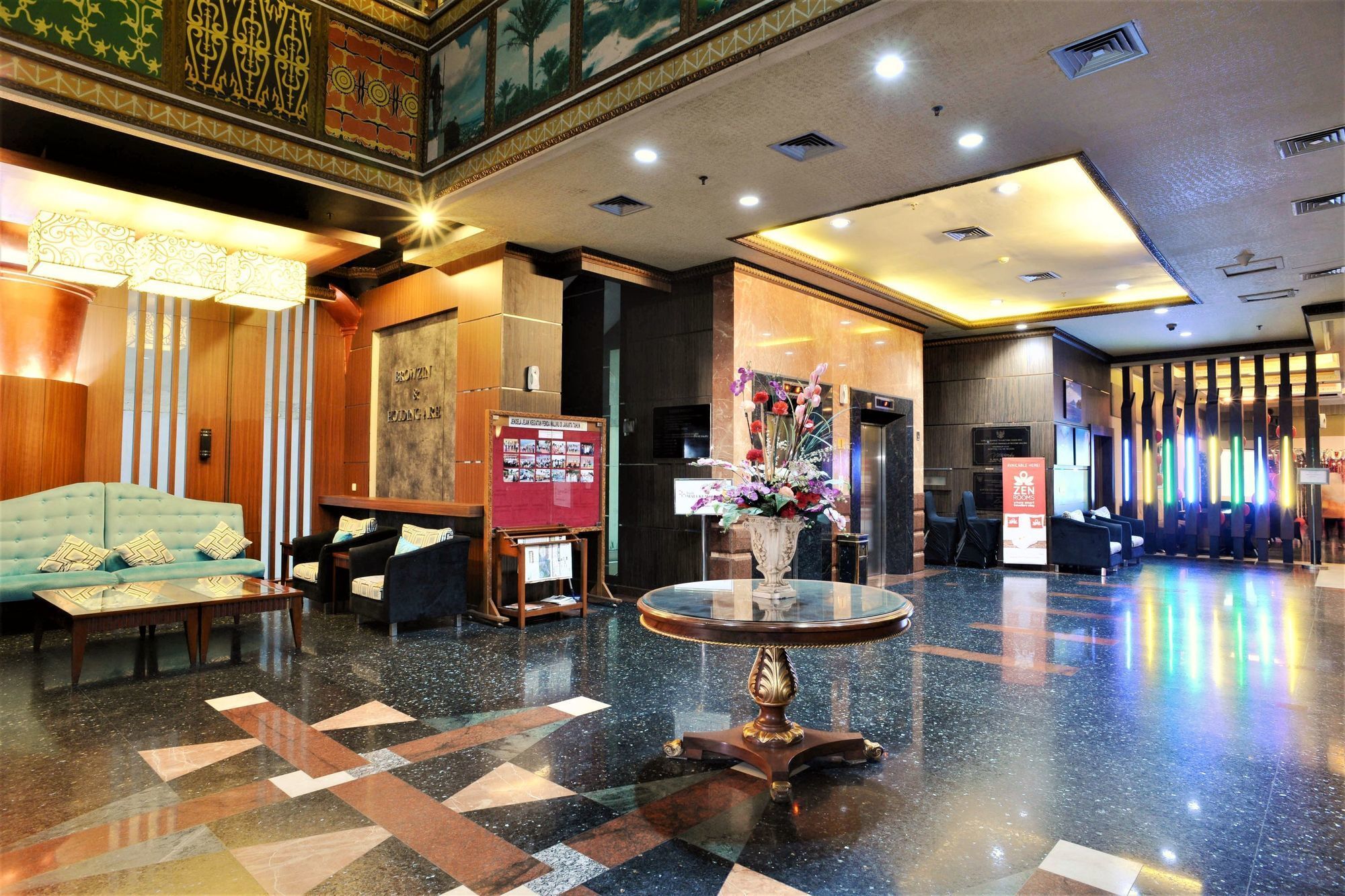 Zen Premium Near Grand Indonesia Mall Hotel 3*